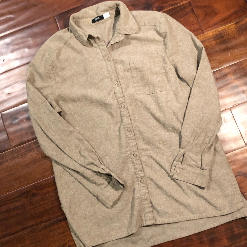 3/$25 BDG button down shirt